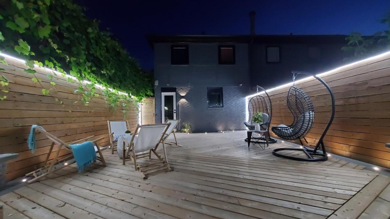 Renovated Guest Suite Near The Lake & High Park In Toronto! ภายนอก รูปภาพ